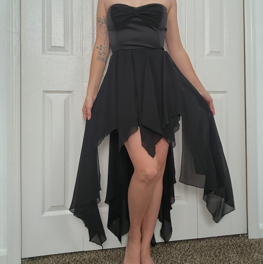 Sans Souci Strapless Black Handkerchief Hem Dress